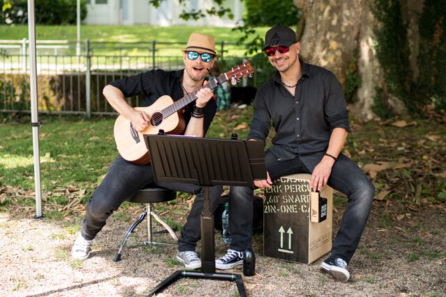 K-BOOM \"unplugged\"